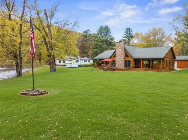 320 Riverview Dr, Tidioute, PA 16351