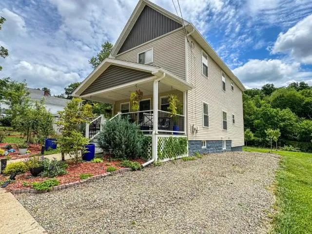 332 Fifth Avenue East, Warren, PA 16365 - #1