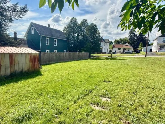 202 Russell Street, Warren, PA 16365 - #3
