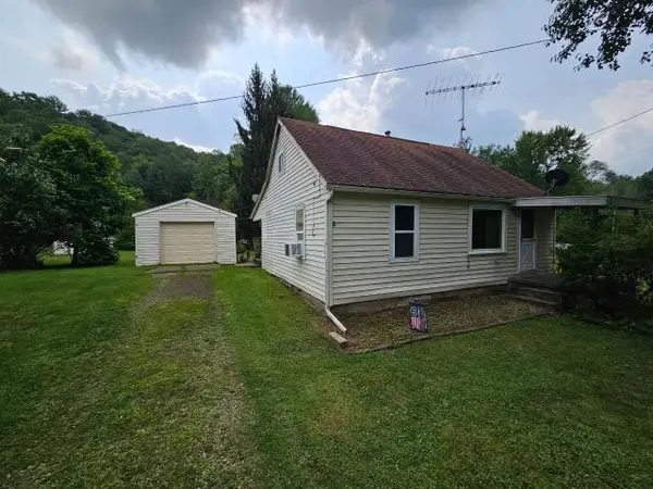 2368 Priest Hollow Road, Russell, PA 16345