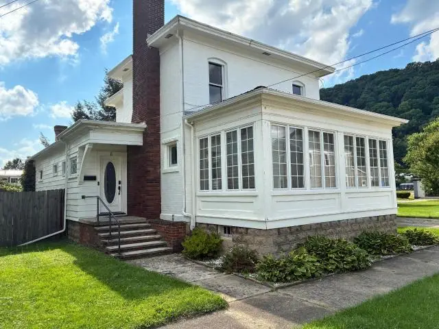 8 Walnut Street, Warren, PA 16365 - #1