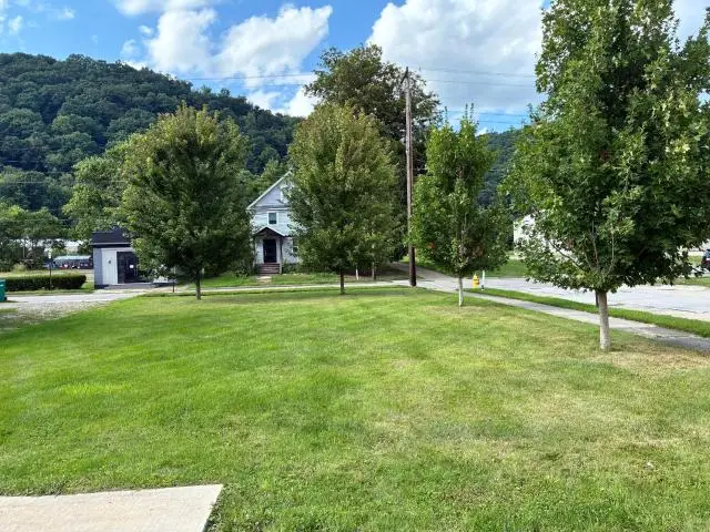 8 Walnut Street, Warren, PA 16365 - #3