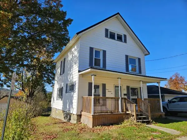 706 Cornplanter Avenue, Warren, PA 16365