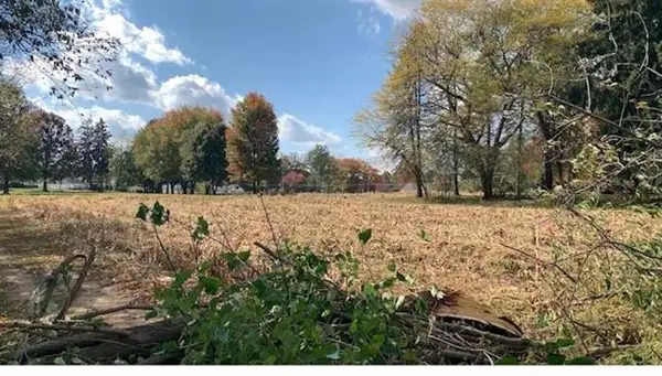 172 Constitution Ave, Saxonburg, PA 16023