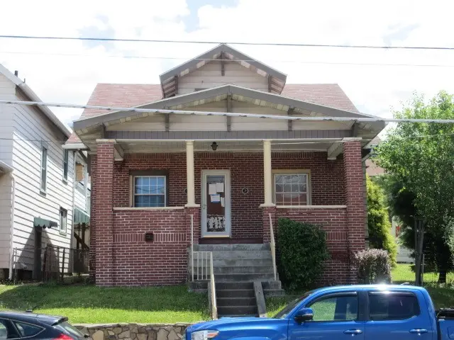 836 Duss Ave, Ambridge, PA 15003 - #1