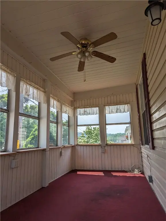 215 Cherry Ave, Houston, PA 15342 - Image #3