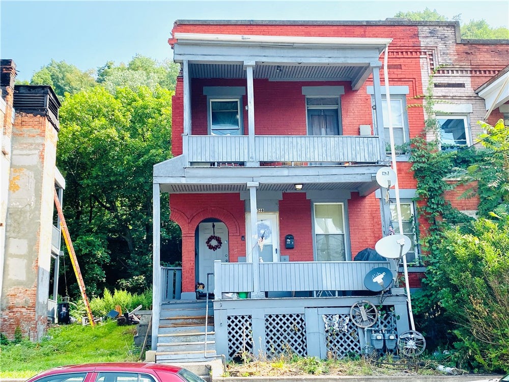 556 Middle Ave, Wilmerding, PA 15148 ERA