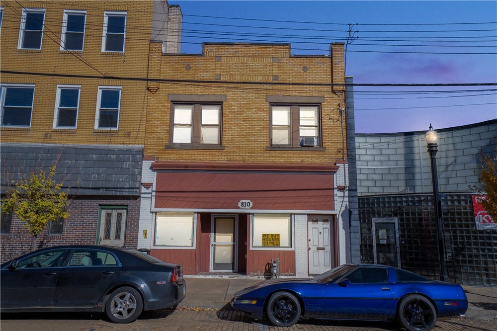 810 Broadway Ave, Mc Kees Rocks, PA 15136 ERA