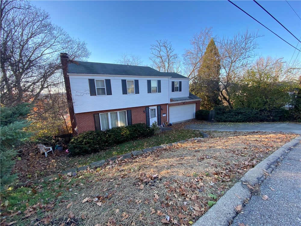 1349 Pesavento Dr, Bridgeville, PA 15017 - ERA