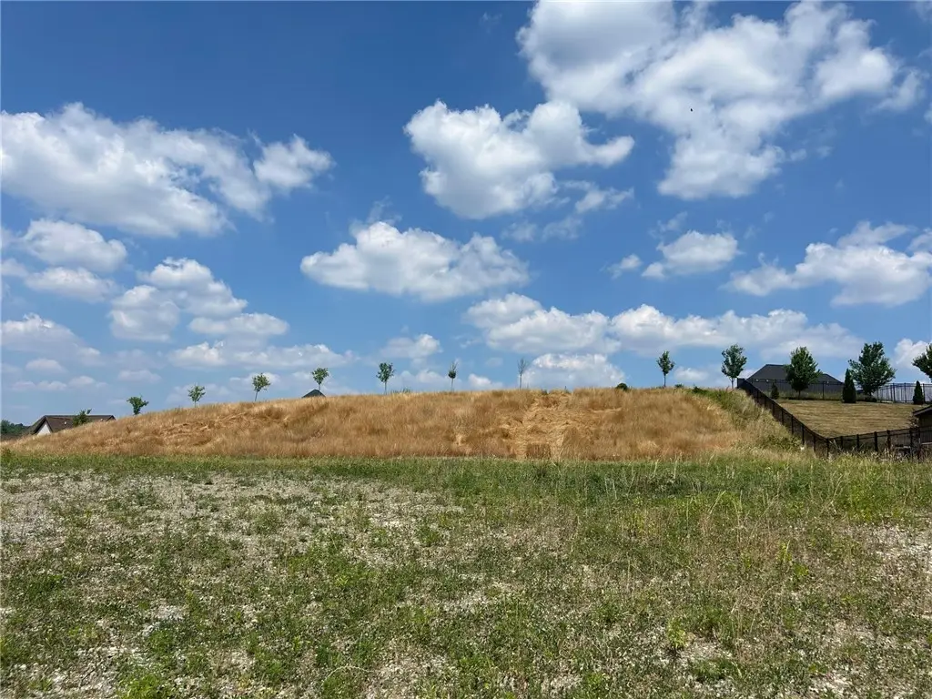 2095 Laurel Ridge Dr, Jefferson Hills, PA 15025 - Image #1