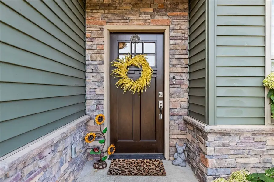 113 Hemingway Ln, Coraopolis, PA 15108 - #2