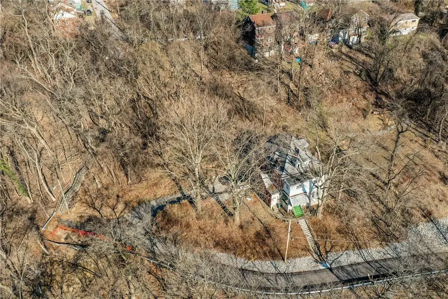 628 Haverhill St, Pittsburgh, PA 15208 - #3