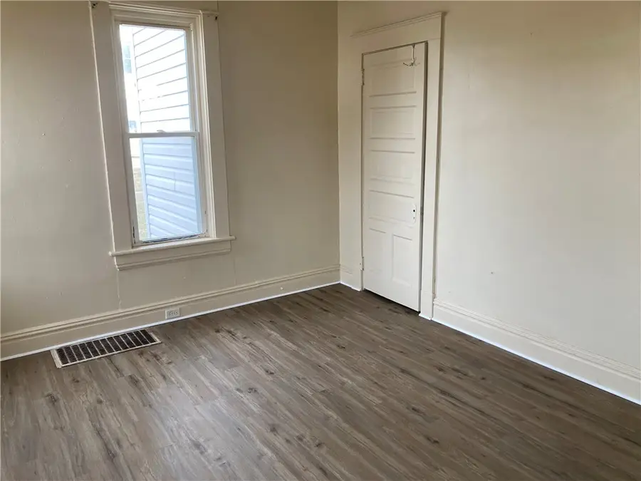 129 Park Ave, New Castle, PA 16101 - Image #2