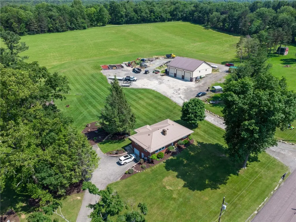 234 Ankney Hill Rd, Acme, PA 15610 - #1
