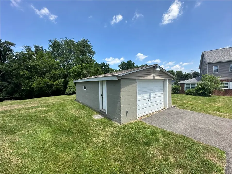 3246 Old Mcclellandtown Road, McClellandtown, PA 15458 - #3