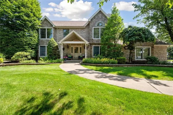 205 Elmhurst Circle, Cranberry Twp, PA 16066