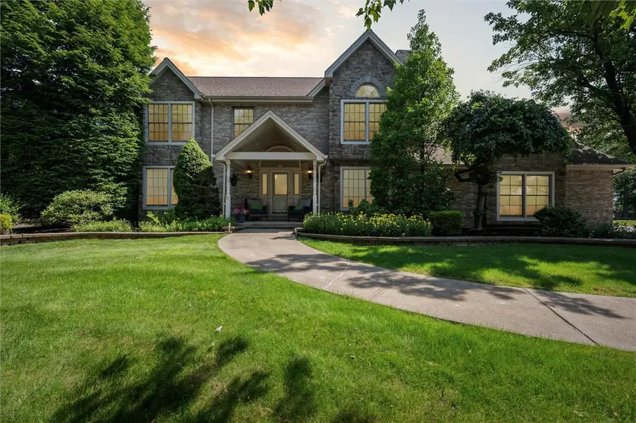 205 Elmhurst Circle, Cranberry Township, PA 16066 - Image #3