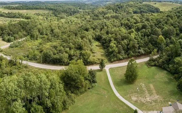 800 North Branch Rd, North Fayette, PA 15057