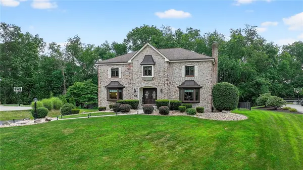 243 King Richard Dr, Peters Twp, PA 15317