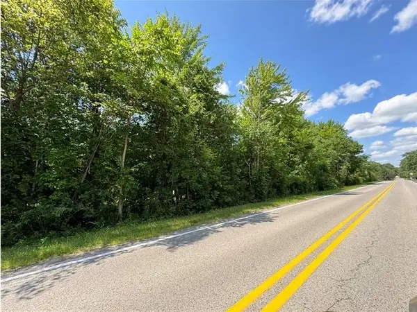 0 Plank Rd, New Castle, PA 16105