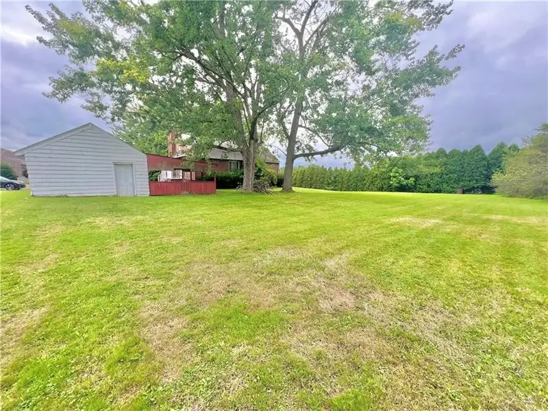 2516 Wilmington Rd, New Castle, PA 16105 - #2