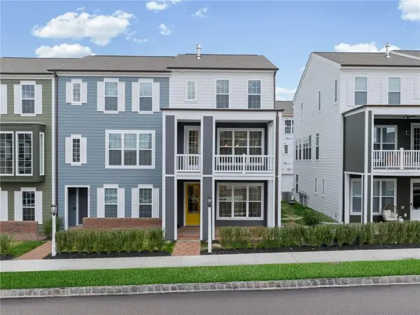 332 Highbridge Ln, Cranberry Twp, PA 16066