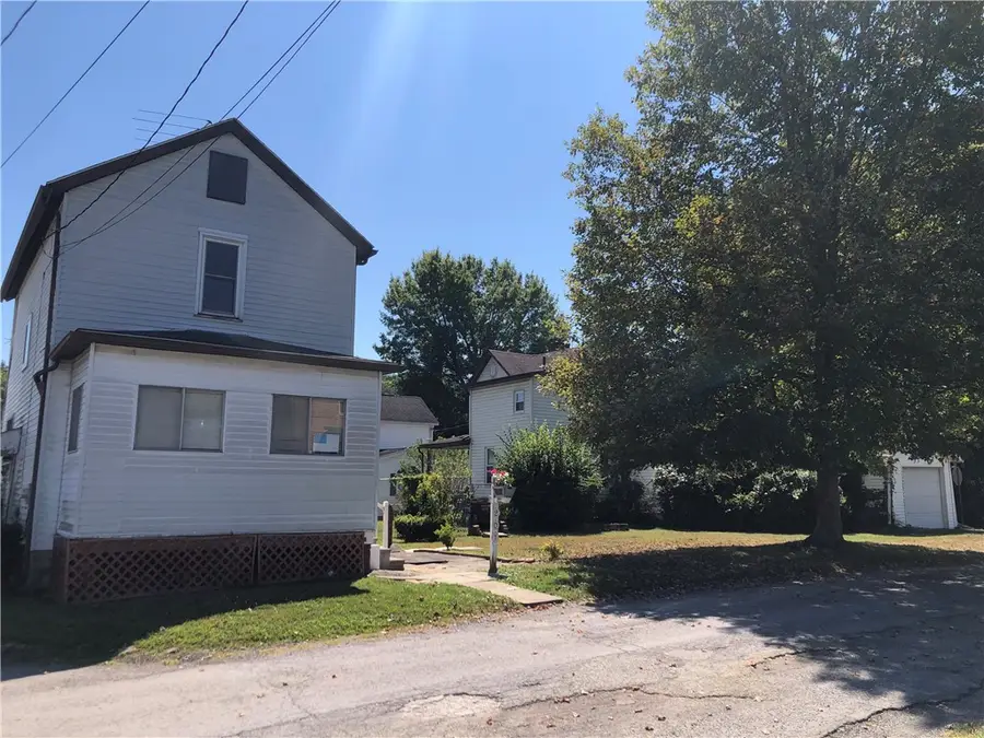 201 Fayette Avenue, Point Marion, PA 15474 - #2
