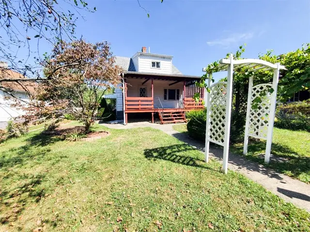 15 Trump Ave, Leith Hatfield, PA 15401 - Image #2