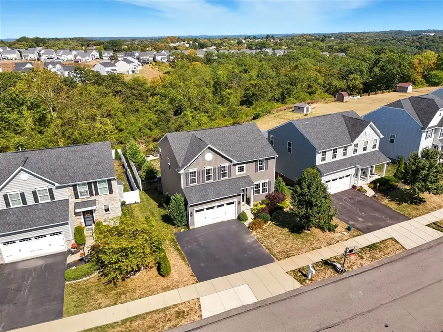 347 Ranchero Dr, Moon Township, PA 15108 - Image #2