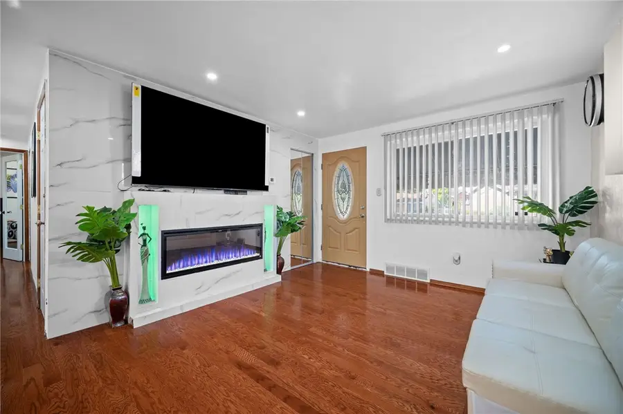 124 Broadcrest Dr, Pittsburgh, PA 15235 - #3