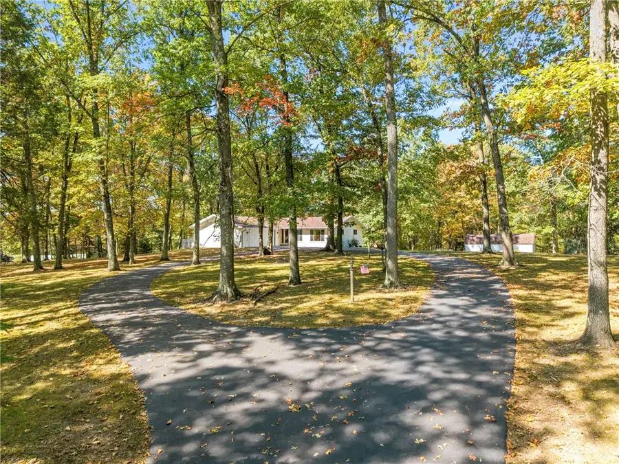 595 Euclid Rd, Clay, PA 16061 - Image #2