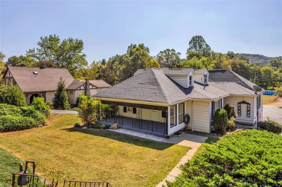 1517 Wampum Rd, Wayne, PA 16117 - Image #2