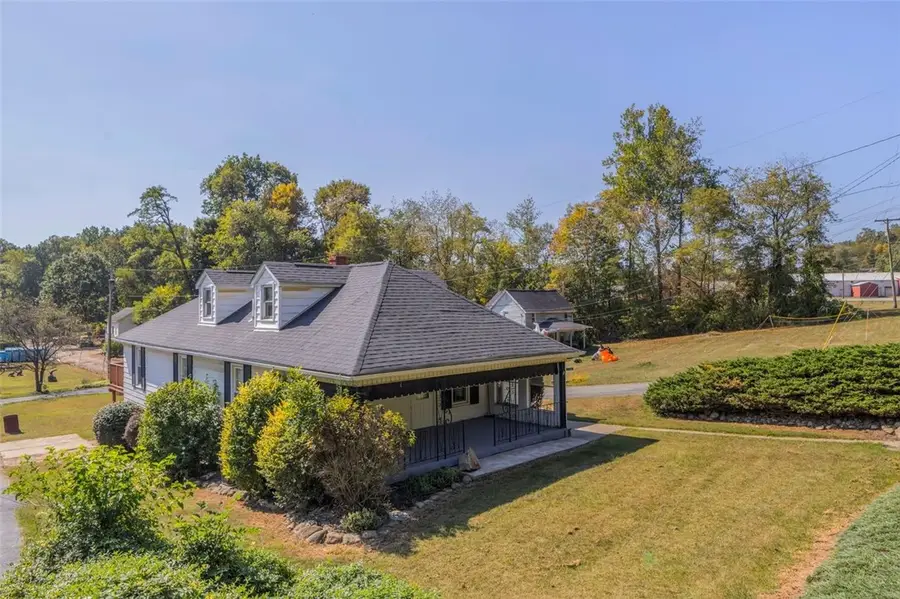 1517 Wampum Rd, Wayne, PA 16117 - Image #3