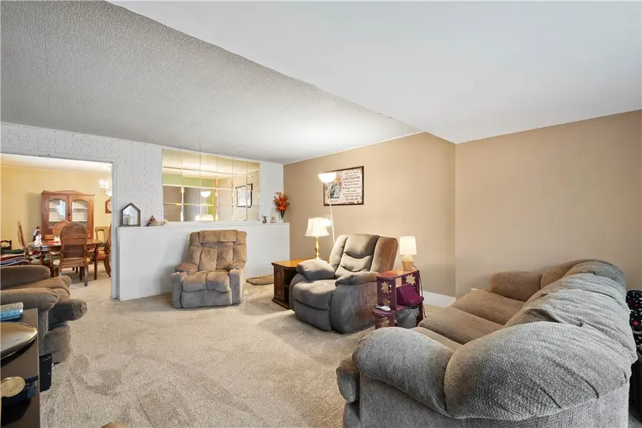 330 Main Street, Daisytown, PA 15358 - Image #2