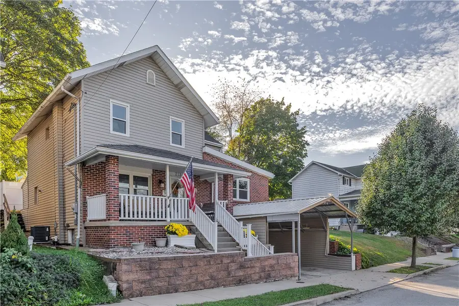 213 Whittier St, Vandergrift, PA 15690 - Image #2