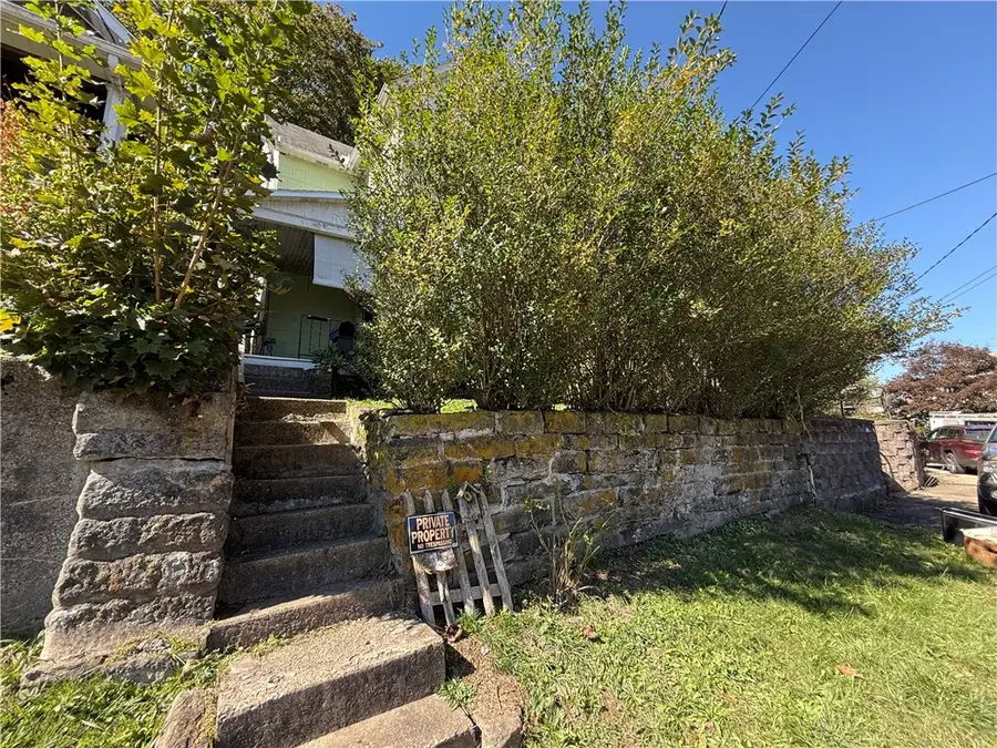 226 Ridge Ave, Kittanning, PA 16201 - #2