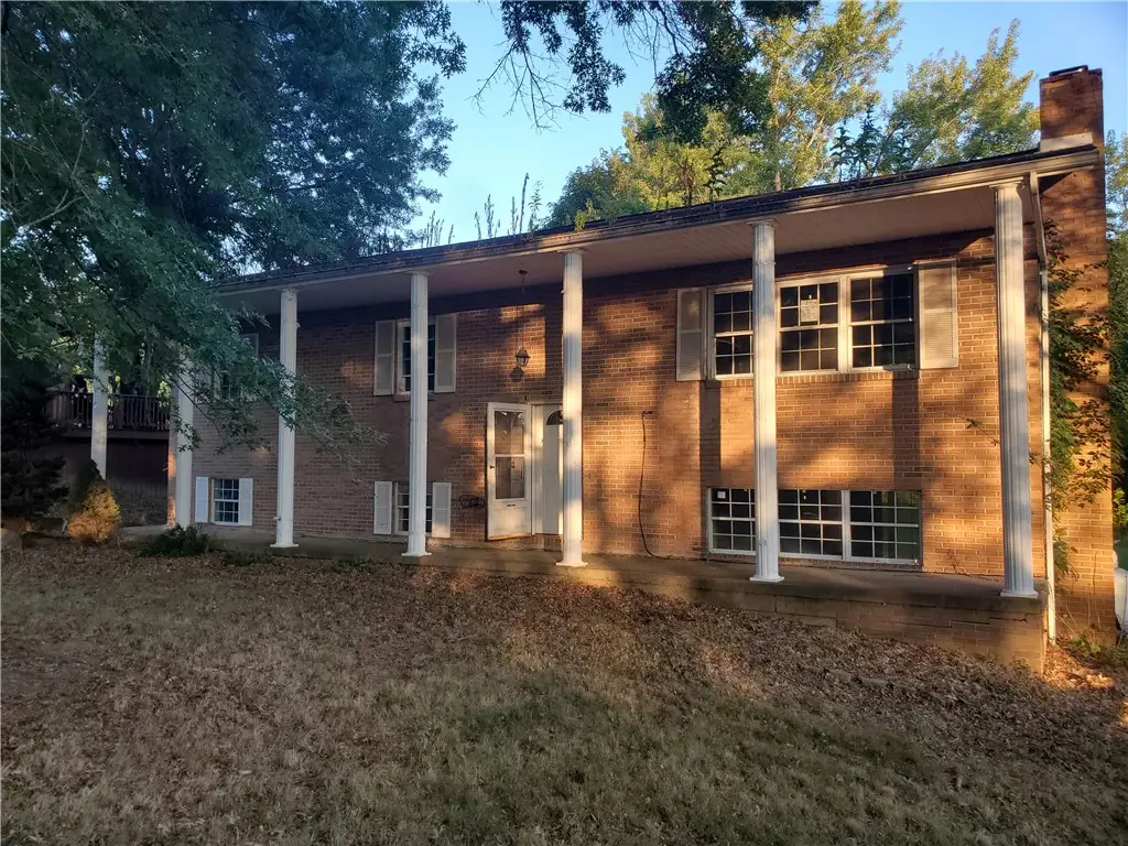 120 Colonial Dr, Franklin, PA 15370 - Image #1