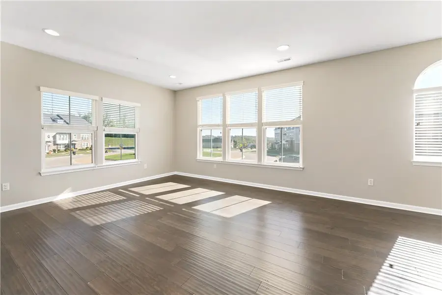 1021 Coldstream Dr, Cecil, PA 15317 - Image #3