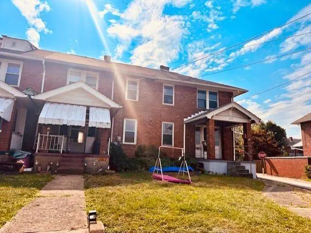 1017 Pennsylvania Ave, Clairton, PA 15025 - Image #1