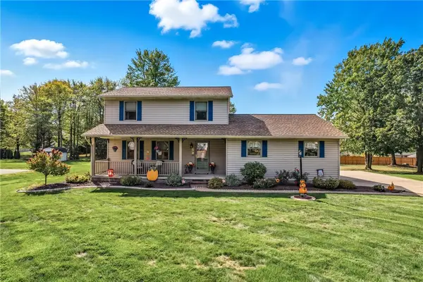 3634 Fran Ln, Hermitage, PA 16148