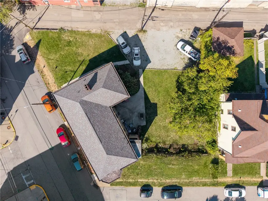 815 Mcclure St, Munhall, PA 15120 - Image #2