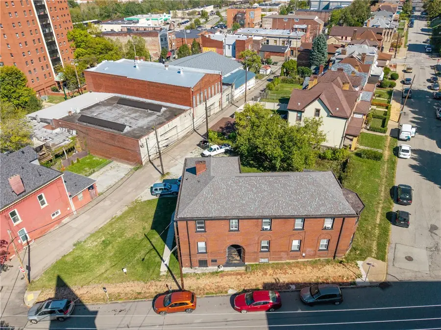 815 Mcclure St, Munhall, PA 15120 - Image #3