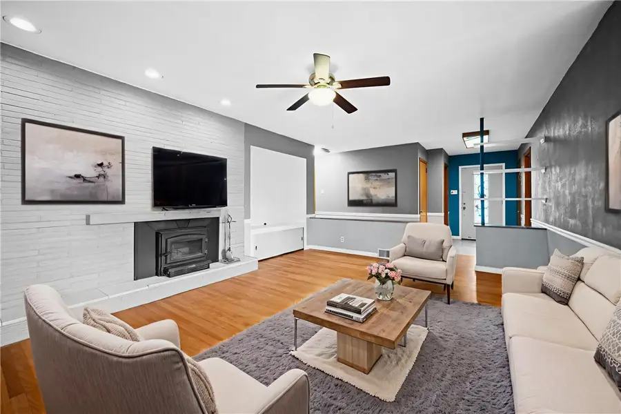 2757 Brodhead Rd, Aliquippa, PA 15001 - Image #2