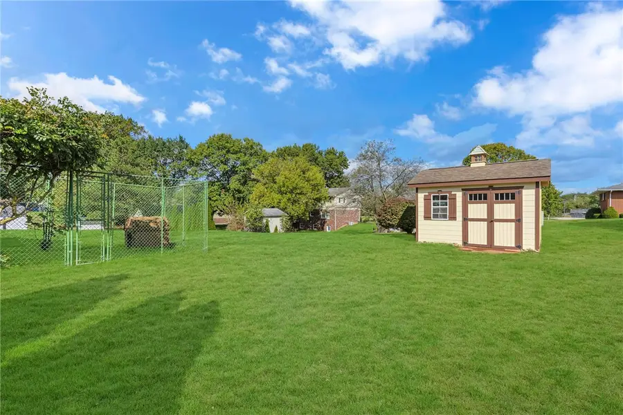 130 Columbia Dr, Center Twp, PA 15001 - Image #3