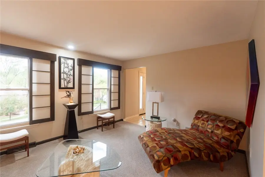 1223 Driftwood Drive, Mount Lebanon Township, PA 15243 - Image #2