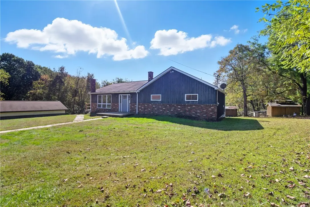 124 Miller Dr, Frazer, PA 15084 - Image #1