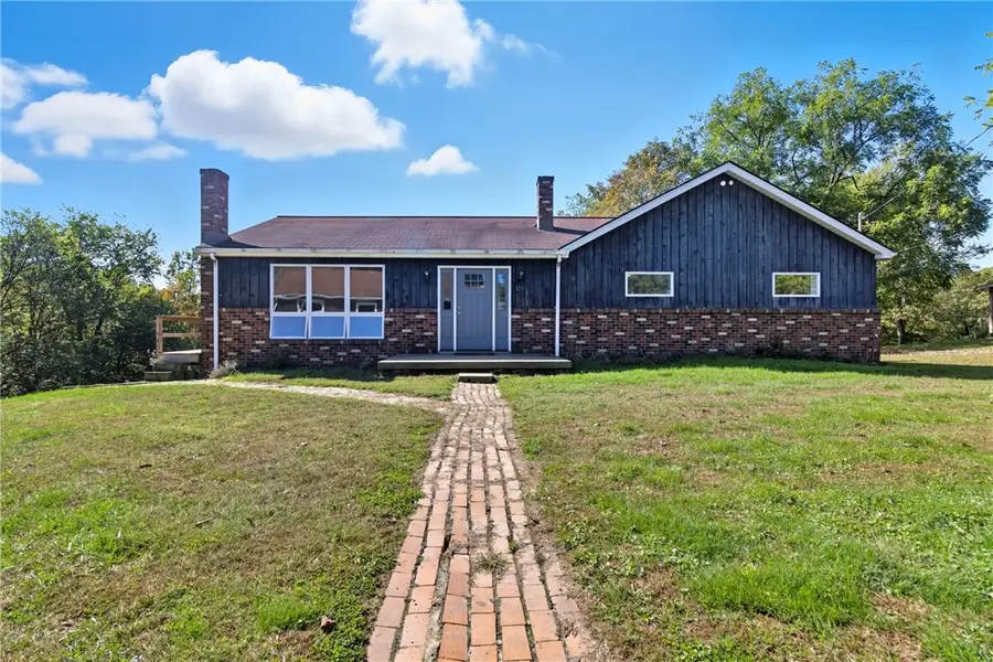 124 Miller Dr, Frazer, PA 15084 - Image #2