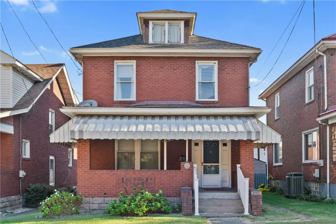 422 N 3rd St, Clairton, PA 15025 - Image #1