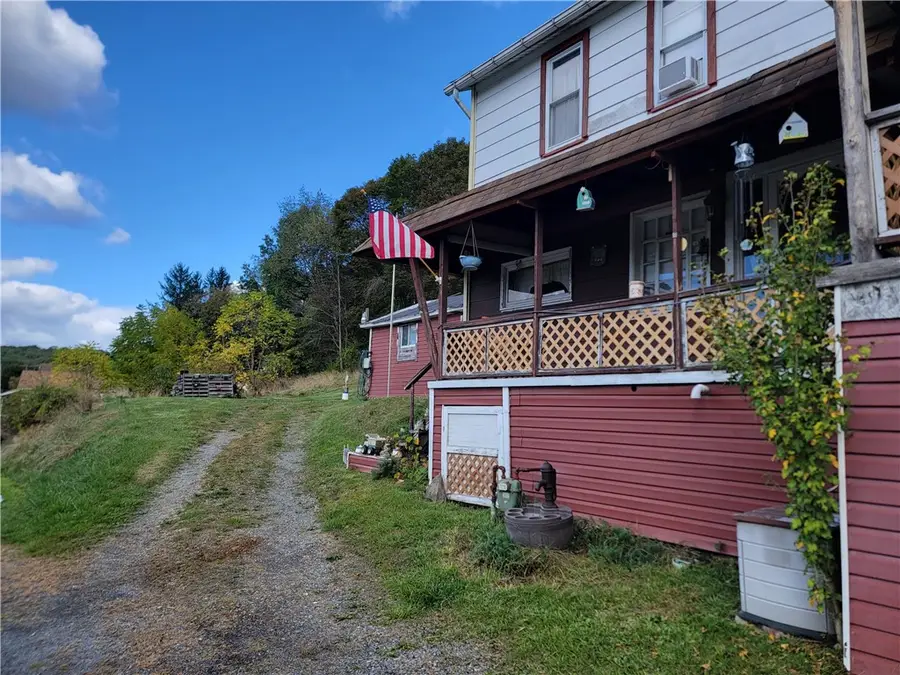 355 Sunset St, Rossiter, PA 15772 - #2