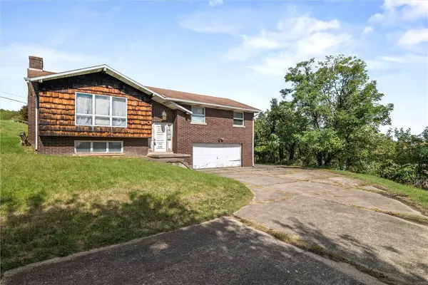 26 Petrak St, Charleroi, PA 15022